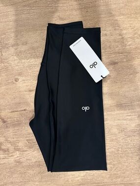 ALO Yoga 7/8 Black High-Waist Leggings